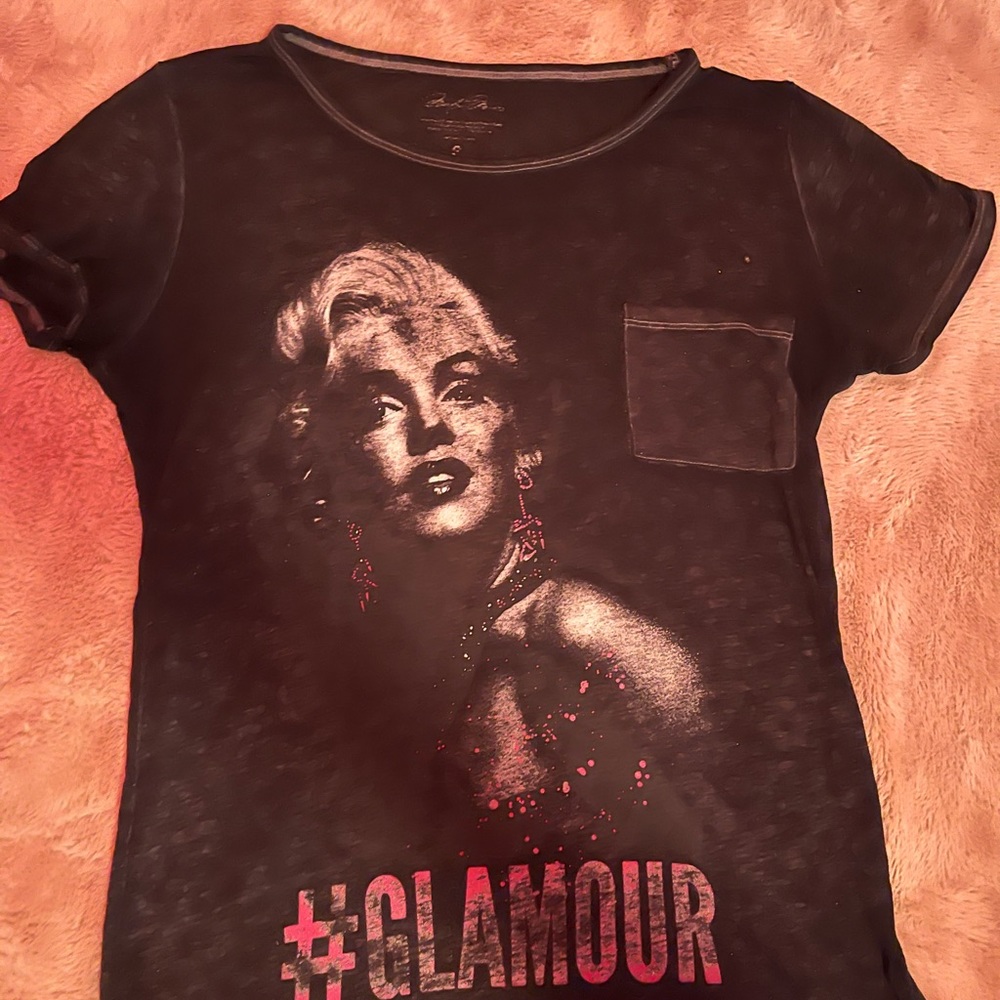 Marilyn Monroe top